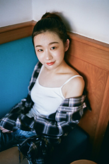 陪文强睡觉的女明星